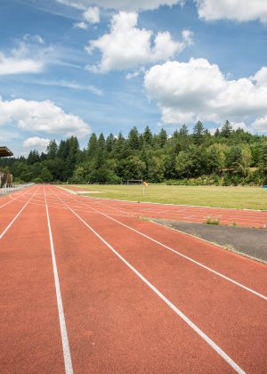 Piste d'atlhetisme Centre sportif espace 1000 Sources
